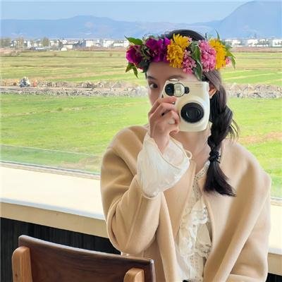 漠奠夺艳海报